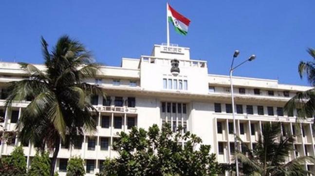 Thane: Fraud of 14 lakhs in the name of getting a job in the ministry, two arrested, Kopri police station | Thane: मंत्रालयात नोकरी लावण्याच्या नावाखाली १४ लाखांची फसवणूक, दोघे पसार, कोपरी पोलिस ठाण्यात गुन्हा  Thane: Fraud of 14 lakhs in the name of getting a job in the ministry, two arrested, Kopri police station | Thane: मंत्रालयात नोकरी लावण्याच्या नावाखाली १४ लाखांची फसवणूक, दोघे पसार, कोपरी पोलिस ठाण्यात गुन्हा