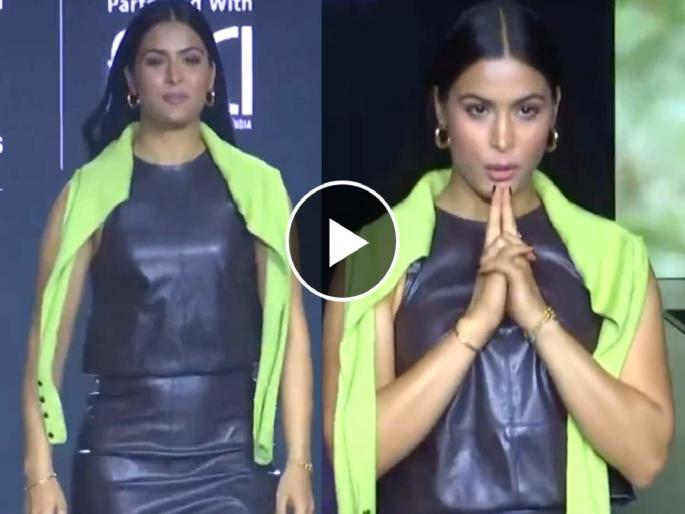  Olympic medallist Manu Bhaker walks the ramp at Lakme Fashion Week, see here video  | Manu Bhaker चा फॅशन वीकमध्ये जलवा; ऑलिम्पिक मेडलिस्ट खेळाडूचा नवा अवतार