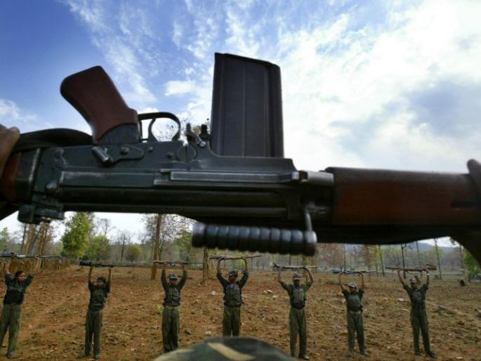 A missing man from Pune became the Maoist commander | पुण्यातून गायब झालेला तरुण बनला माओवादी कमांडर A missing man from Pune became the Maoist commander | पुण्यातून गायब झालेला तरुण बनला माओवादी कमांडर