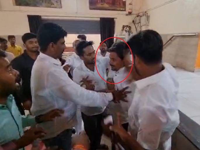 Rada at a Maratha community meeting in Chhatrapati Sambhajinagar; Confusion over meeting and clashes between coordinators | छत्रपती संभाजीनगरात मराठा समाजाच्या बैठकीत राडा; समन्वयकांत तूफान हाणामारीने गोंधळ