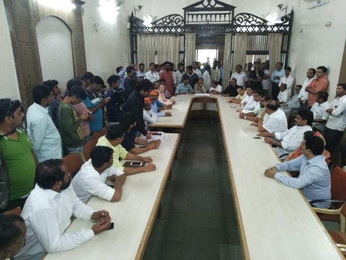 Maratha Reservation: All party MLAs, MPs meet the Chief Minister on Tuesday | Maratha Reservation : सर्व पक्षीय आमदार, खासदार मंगळवारी मुख्यमंत्र्यांना भेटणार