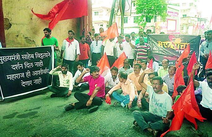 Maratha community on the road demand for reservation in Nagpur | नागपुरात आरक्षणाच्या मागणीसाठी मराठा समाज रस्त्यावर