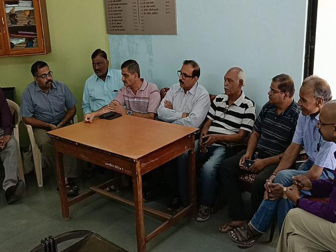 In the wake of the Maratha reservation agitation, the Marathi theater festival Muhurtamedh program in Sangli has been suspended | मराठा आरक्षण आंदोलनाच्या पार्श्वभूमीवर सांगलीतील मराठी नाट्यसंमेलन मुहुर्तमेढ कार्यक्रम स्थगित In the wake of the Maratha reservation agitation, the Marathi theater festival Muhurtamedh program in Sangli has been suspended | मराठा आरक्षण आंदोलनाच्या पार्श्वभूमीवर सांगलीतील मराठी नाट्यसंमेलन मुहुर्तमेढ कार्यक्रम स्थगित