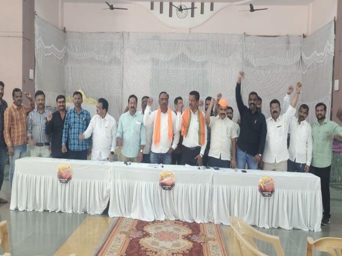 Maratha Reservation One and a half thousand vehicles will leave Baramati for hunger strike in Mumbai, preparations for Maratha Kranti Morcha | Maratha Reservation: मुंबईतील उपोषणासाठी बारामतीतून दीड हजार वाहने येणार, मराठा क्रांती मोर्चाची जय्यत तयारी Maratha Reservation One and a half thousand vehicles will leave Baramati for hunger strike in Mumbai, preparations for Maratha Kranti Morcha | Maratha Reservation: मुंबईतील उपोषणासाठी बारामतीतून दीड हजार वाहने येणार, मराठा क्रांती मोर्चाची जय्यत तयारी