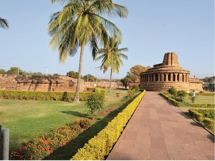 Apart from the fort of Marathwada, strategic design | मराठवाड्यातील किल्ल्यांव्यतिरिक्त सामरिक रचना Apart from the fort of Marathwada, strategic design | मराठवाड्यातील किल्ल्यांव्यतिरिक्त सामरिक रचना