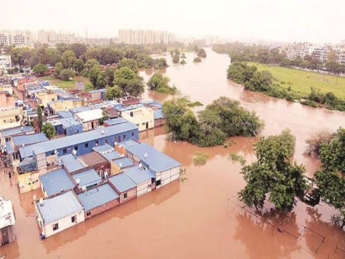 Marathwada hit by floods; Maharashtra hit by inflation | मराठवाड्याला महापुराचा फटका; महाराष्ट्राला महागाईचा ‘चटका’ 