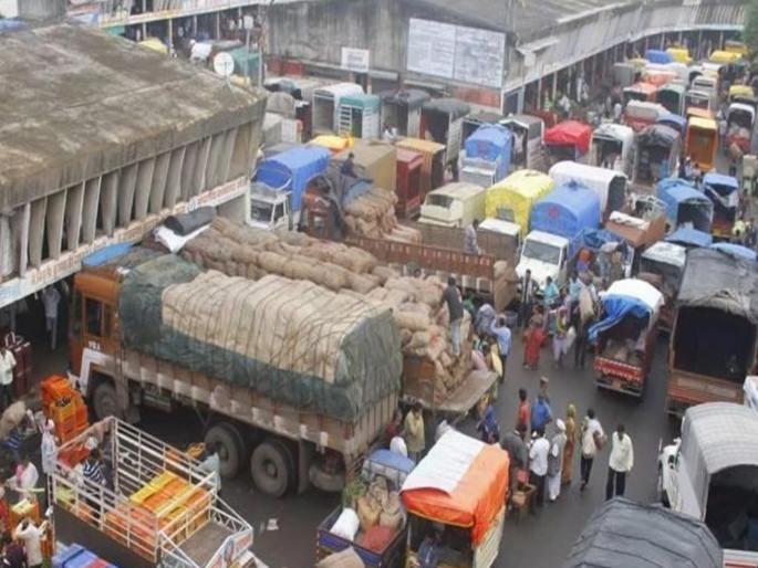 There are increasing signs that the market committee is going under the sun, finally the marketing minister will look into it | बाजार समिती गोत्यात येण्याची चिन्हे वाढली, अखेर पणन मंत्रीच याकडे देणार लक्ष There are increasing signs that the market committee is going under the sun, finally the marketing minister will look into it | बाजार समिती गोत्यात येण्याची चिन्हे वाढली, अखेर पणन मंत्रीच याकडे देणार लक्ष