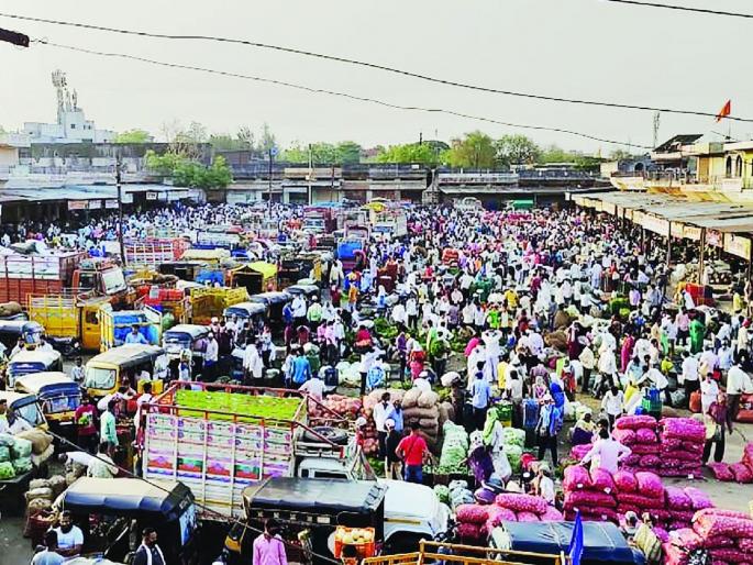 people understands corona crisis situation but not taking enough precautions | CoronaVirus News: कळते; पण वळत नाही... people understands corona crisis situation but not taking enough precautions | CoronaVirus News: कळते; पण वळत नाही...