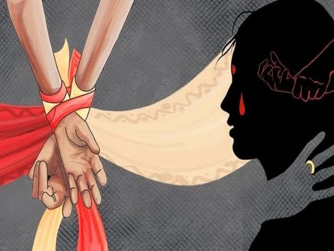 Daughter-in-law scratched and bitten by fingernails, family violence against eight people | सुनेला नखाने ओरबडत घेतला चावा, आठ जणांवर कौटुंबिक हिंसाचाराचा गुन्हा Daughter-in-law scratched and bitten by fingernails, family violence against eight people | सुनेला नखाने ओरबडत घेतला चावा, आठ जणांवर कौटुंबिक हिंसाचाराचा गुन्हा