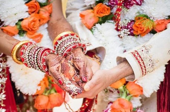 Only 64 wedding moments in the new calendar year | नव्या पंचांग वर्षात विवाहाचे केवळ ६४ मुहूर्त Only 64 wedding moments in the new calendar year | नव्या पंचांग वर्षात विवाहाचे केवळ ६४ मुहूर्त