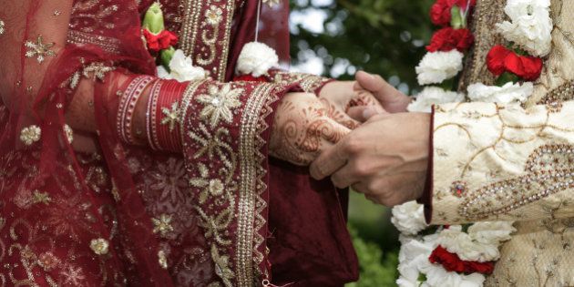 'Bridegroom' helped to found and even get married costly! | ‘वर’ही शोधला आणि लग्नही केले थाटात ! 'Bridegroom' helped to found and even get married costly! | ‘वर’ही शोधला आणि लग्नही केले थाटात !