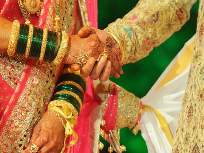 youth from Khed taluka With both of the Trying to get married and have engagement the third | Ratnagiri: दोघींशी लग्नगाठ बांधून तिसरीसोबत साखरपुडा, खेडच्या दादल्याचे किस्सेच भारी youth from Khed taluka With both of the Trying to get married and have engagement the third | Ratnagiri: दोघींशी लग्नगाठ बांधून तिसरीसोबत साखरपुडा, खेडच्या दादल्याचे किस्सेच भारी