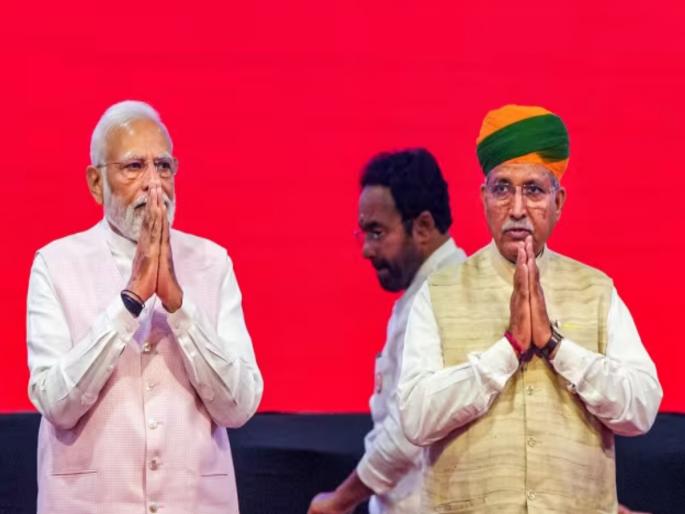 Married at 15, started career as IAS, know about new law minister arjun meghwal | १५व्या वर्षी लग्न, IAS बनून केली करिअरला सुरूवात, कोण आहेत नवीन कायदा मंत्री अर्जुन मेघवाल? Married at 15, started career as IAS, know about new law minister arjun meghwal | १५व्या वर्षी लग्न, IAS बनून केली करिअरला सुरूवात, कोण आहेत नवीन कायदा मंत्री अर्जुन मेघवाल?