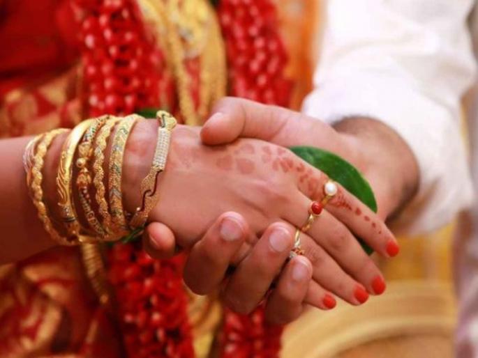 Ban to marriage in January to March, government orders issued | जानेवारी ते मार्च महिन्यात लग्नाला बंदी, योगी सरकारचा आदेश जारी Ban to marriage in January to March, government orders issued | जानेवारी ते मार्च महिन्यात लग्नाला बंदी, योगी सरकारचा आदेश जारी