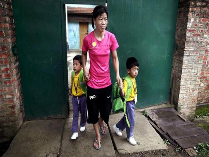 Asia Cup 2018: World champion Mary Kom Curious about India-Pakistan match | Asia Cup 2018 : विश्वविजेत्या मेरी कोमलाही भारत-पाक लढतीची उत्सुकता; निवडला 'फेव्हरिट' संघ 
