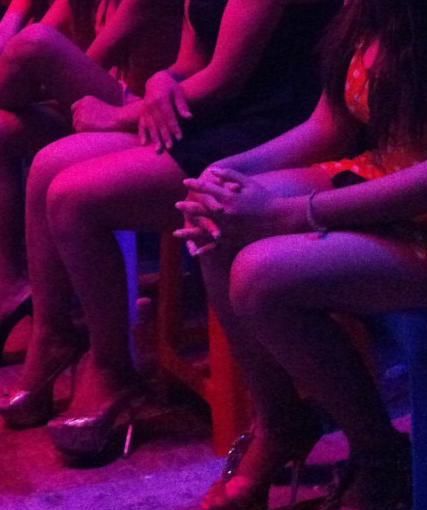 Sex racket exposed in Nagpur saloon | नागपुरातील सलूनमध्ये सेक्स रॅकेट उघडकीस