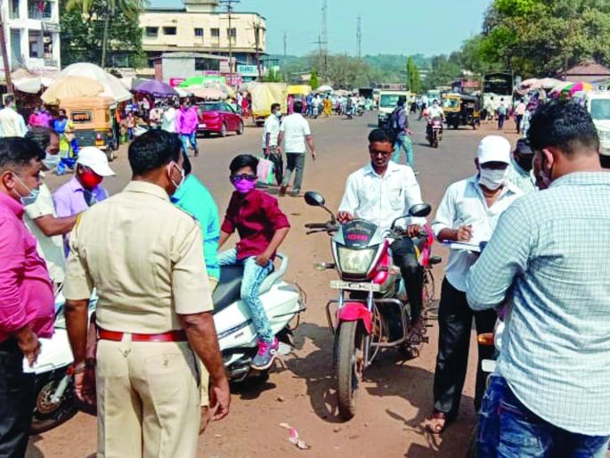 Municipal Corporation fines 232 persons for violating corona rules | कोरोनासंबंधी नियम तोडणाऱ्या २३२ व्यक्तींना दंड, महापालिकेची कारवाई Municipal Corporation fines 232 persons for violating corona rules | कोरोनासंबंधी नियम तोडणाऱ्या २३२ व्यक्तींना दंड, महापालिकेची कारवाई