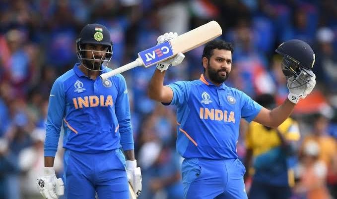 India vs West Indies: Rohit sharma and lokesh Rahul smashed bowlres; india given target to 241 runs to West Indies | India vs West Indies : रोहित, राहुल आणि कोहलीने धू धू धुतले; वेस्ट इंडिजपुढे २४१ धावांचे आव्हान ठेवले