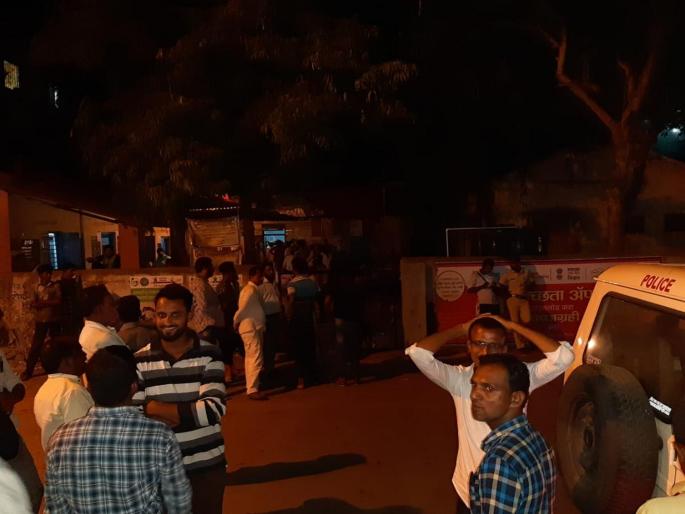 Shocking Polling was till 10 pm | धक्कादायक! रात्री साडे दहा वाजेपर्यंत सुरु होतं मतदान 