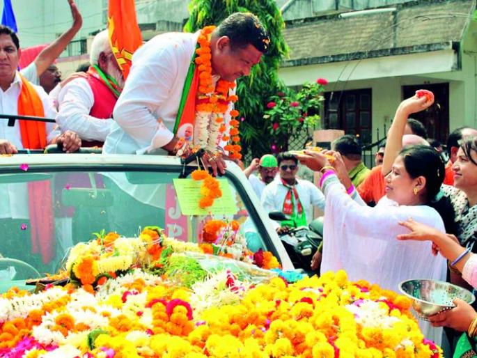 Maharashtra Assembly Election 2019: Determined for the development of parks and grounds: Mohan Mate | Maharashtra Assembly Election 2019 : उद्यान व मैदानांच्या विकासाकरिता कटिबद्ध : मोहन मते Maharashtra Assembly Election 2019: Determined for the development of parks and grounds: Mohan Mate | Maharashtra Assembly Election 2019 : उद्यान व मैदानांच्या विकासाकरिता कटिबद्ध : मोहन मते
