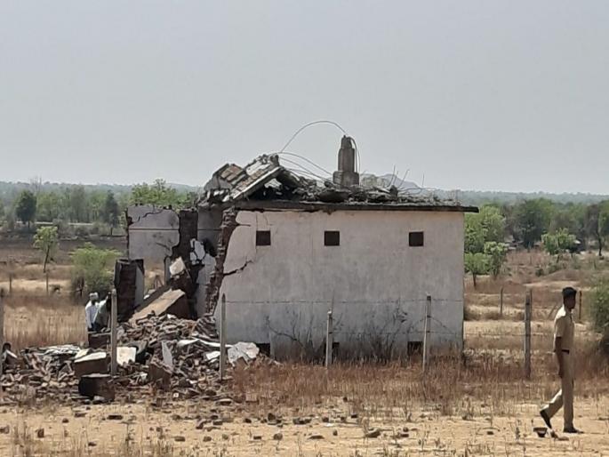 one dead and one injured in khamgaon mathani blast | माथनीमध्ये स्फोटकाच्या गोदामात स्फोट, एकाचा मृत्यू one dead and one injured in khamgaon mathani blast | माथनीमध्ये स्फोटकाच्या गोदामात स्फोट, एकाचा मृत्यू