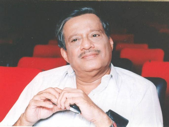 'Must be proud of Marathi daily!' | 'मराठीचा अभिमान रोजच बाळगला पाहिजे!' 'Must be proud of Marathi daily!' | 'मराठीचा अभिमान रोजच बाळगला पाहिजे!'