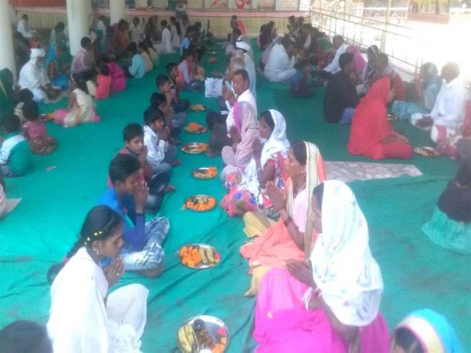 In the light of the Mother-Father Poojan Ceremony | प्रकाशा येथे मातृ-पितृ पुजन सोहळा उत्साहात In the light of the Mother-Father Poojan Ceremony | प्रकाशा येथे मातृ-पितृ पुजन सोहळा उत्साहात