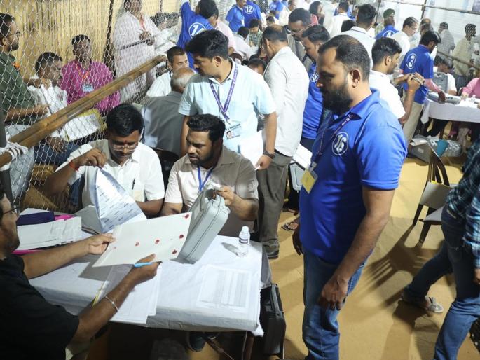Maval Lok Sabha Result 2024 Counting slow in Maval, Barane's lead; Sanjog Waghere Patil behind | मावळात मतमोजणी धिम्या गतीने, बारणेंची आघाडी; संजोग वाघेरे पाटील पिछाडीवर Maval Lok Sabha Result 2024 Counting slow in Maval, Barane's lead; Sanjog Waghere Patil behind | मावळात मतमोजणी धिम्या गतीने, बारणेंची आघाडी; संजोग वाघेरे पाटील पिछाडीवर