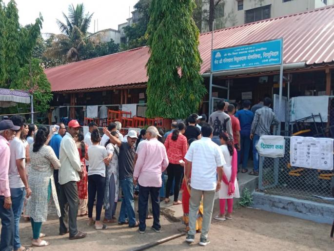 36.54% polling till 3 pm for Maval Lok Sabha constituency; Highest turnout in Karjat, Uran | मावळ लोकसभा मतदारसंघासाठी दुपारी तीनपर्यंत ३६.५४ % मतदान; कर्जत, उरणमध्ये सर्वाधिक मतदान 36.54% polling till 3 pm for Maval Lok Sabha constituency; Highest turnout in Karjat, Uran | मावळ लोकसभा मतदारसंघासाठी दुपारी तीनपर्यंत ३६.५४ % मतदान; कर्जत, उरणमध्ये सर्वाधिक मतदान