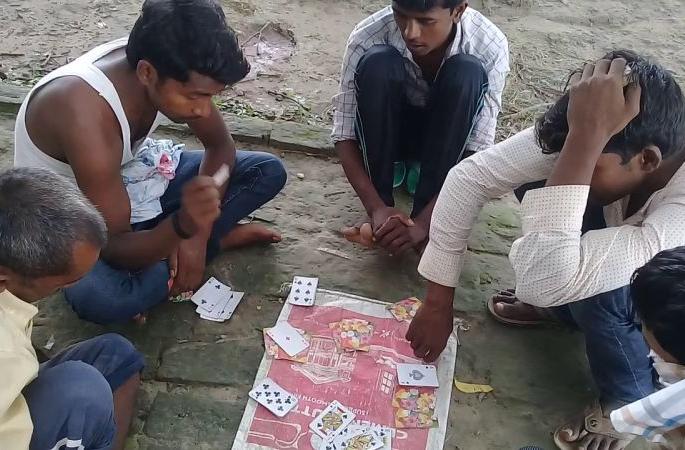 Players, beware; Corona infections can also occur at gambling dens | खेळणाऱ्यांनो, सावधान; जुगार अड्ड्यांवरही होऊ शकतो कोरोना संसर्ग
