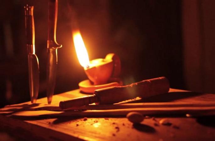 Activists searching for hidden boys and girls on foot for secret money; Wardha's parents were horrified | गुप्तधनासाठी पायाळू मुले व पायवर मुलींचा शोध घेणारी टोळी सक्रीय; वर्ध्यातील पालक धास्तावले Activists searching for hidden boys and girls on foot for secret money; Wardha's parents were horrified | गुप्तधनासाठी पायाळू मुले व पायवर मुलींचा शोध घेणारी टोळी सक्रीय; वर्ध्यातील पालक धास्तावले