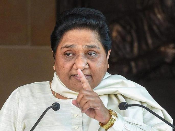 bsp mayawati demands reservation for mulsims on economic base | आर्थिक आधारावर गरीब मुस्लिमांना आरक्षण द्या- मायावती bsp mayawati demands reservation for mulsims on economic base | आर्थिक आधारावर गरीब मुस्लिमांना आरक्षण द्या- मायावती