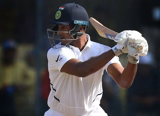 NZ vs IND: India have three blows in the first session, 3 for 79 in 28 overs. | NZ vs IND: पहिल्या सत्रात भारताला तीन धक्के, २८ षटकांत ३ बाद ७९