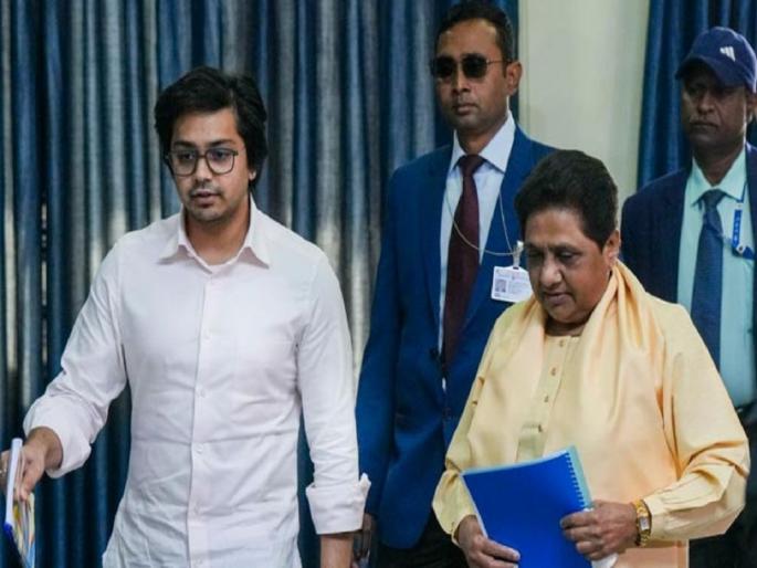 Mayawati's big decision, nephew Akash Anand removed from all posts | मायावतींचा मोठा निर्णय, आकाश आनंदला सर्व पदांवरुन हटवले; म्हणाल्या- 'मी जिवंत असेपर्यंत..' Mayawati's big decision, nephew Akash Anand removed from all posts | मायावतींचा मोठा निर्णय, आकाश आनंदला सर्व पदांवरुन हटवले; म्हणाल्या- 'मी जिवंत असेपर्यंत..'