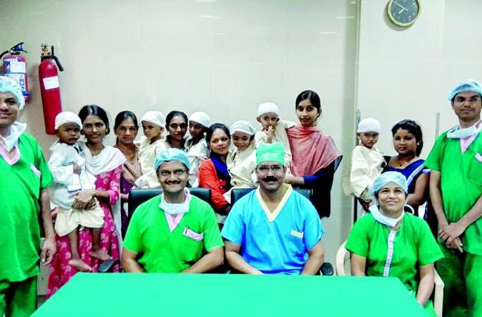 Conchaler implant on 27 children: Mayo leads the government hospital in the state | २७ चिमुकल्यांवर कॉक्लीअर इम्प्लांट : राज्यात शासकीय रुग्णालयात मेयो आघाडीवर Conchaler implant on 27 children: Mayo leads the government hospital in the state | २७ चिमुकल्यांवर कॉक्लीअर इम्प्लांट : राज्यात शासकीय रुग्णालयात मेयो आघाडीवर