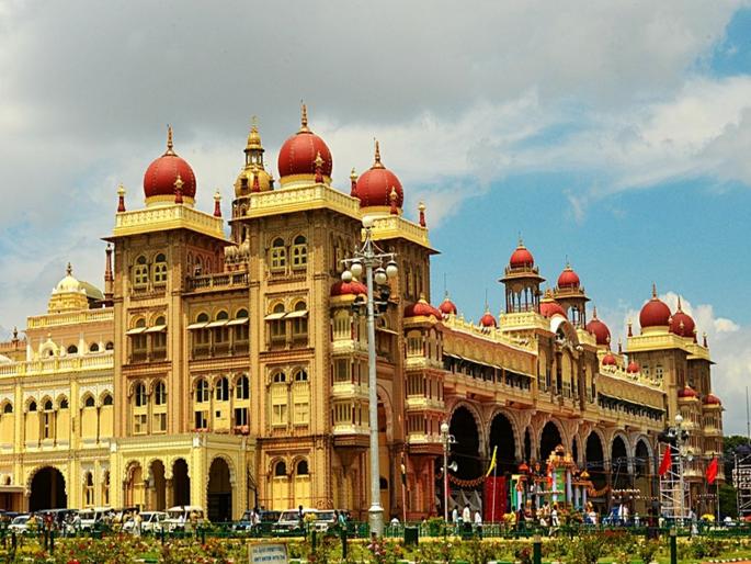 Know about the weekend trip places nearby Mysore | इथे इतिहास आणि संस्कृतीच नाही तर निर्सगाचाही घेऊ शकता मनसोक्त आनंद! Know about the weekend trip places nearby Mysore | इथे इतिहास आणि संस्कृतीच नाही तर निर्सगाचाही घेऊ शकता मनसोक्त आनंद!