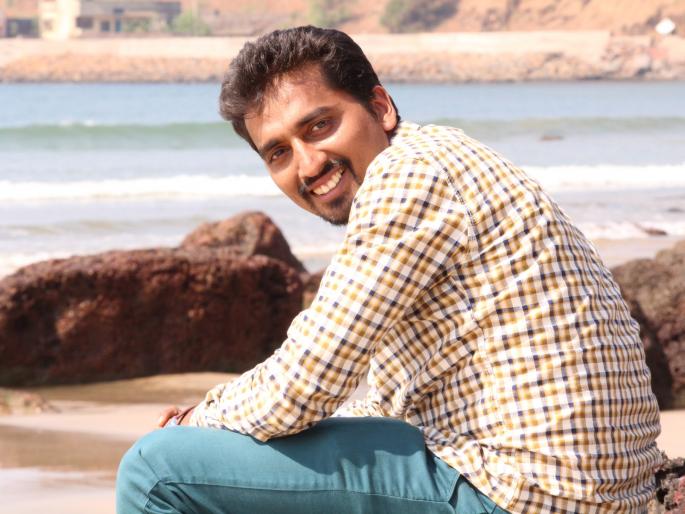 Exploration of soil, agriculture and glamor in farming, a young man's journey. | माती, शेती आणि त्याचा ग्लॅमरचा शोध Exploration of soil, agriculture and glamor in farming, a young man's journey. | माती, शेती आणि त्याचा ग्लॅमरचा शोध