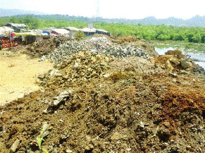 Mira-Bhairindar under water? Disregard of illegal payment | मीरा-भार्इंदर पाण्याखाली? बेकायदा भरावाकडे पालिकेची डोळेझाक Mira-Bhairindar under water? Disregard of illegal payment | मीरा-भार्इंदर पाण्याखाली? बेकायदा भरावाकडे पालिकेची डोळेझाक