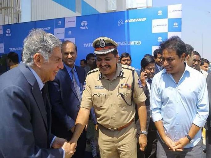 25 years later! who works in Tata Mortars in pune, becomes an IPS as mahesh bhagwat... | 25 साल बाद! टाटा मोटर्समध्ये काम करणारा, 'IPS बनून रतन टाटांना भेटतो तेव्हा'... 25 years later! who works in Tata Mortars in pune, becomes an IPS as mahesh bhagwat... | 25 साल बाद! टाटा मोटर्समध्ये काम करणारा, 'IPS बनून रतन टाटांना भेटतो तेव्हा'...