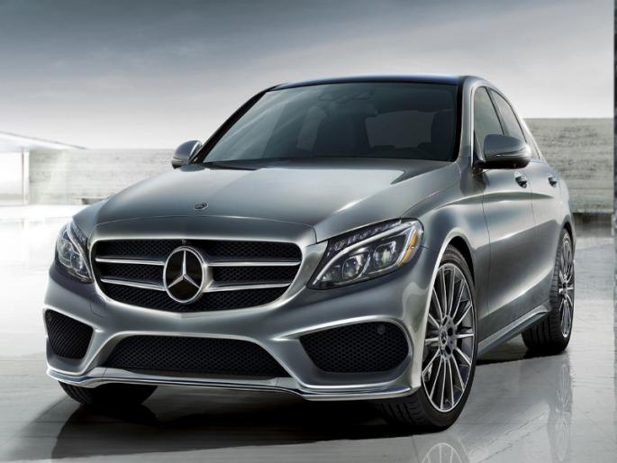 Students from Pune Municipal School wii get chance to travel in Mercedes Benz | पुणे महापालिकेच्या शाळांमधील विद्यार्थी करणार मर्सिडीज बेंझमधून सफर Students from Pune Municipal School wii get chance to travel in Mercedes Benz | पुणे महापालिकेच्या शाळांमधील विद्यार्थी करणार मर्सिडीज बेंझमधून सफर