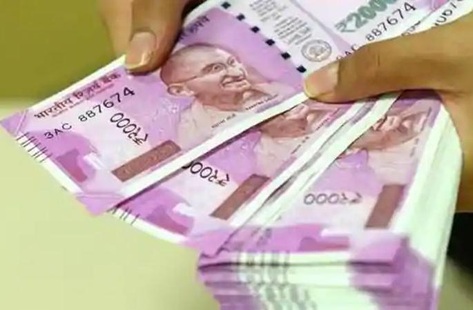 Sarpanchs of the state received exhausted honorarium | राज्यातील सरपंचांना मिळाले थकीत मानधन Sarpanchs of the state received exhausted honorarium | राज्यातील सरपंचांना मिळाले थकीत मानधन