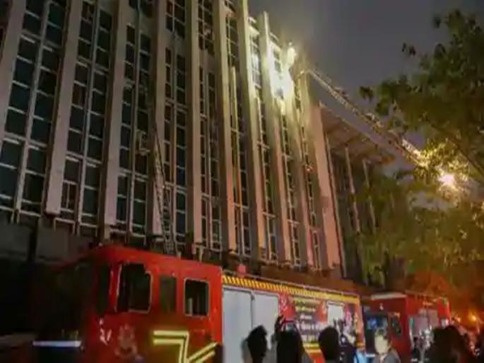 Hospitals in Mumbai without fire protection | मुंबईमधील रुग्णालये अग्निसुरक्षेविना Hospitals in Mumbai without fire protection | मुंबईमधील रुग्णालये अग्निसुरक्षेविना
