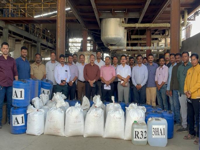 Drugs factory in Pune, MD seized worth 2200 crores; Police action in Delhi | पुण्यात ड्रग्जचा कारखाना, २२०० कोटींचे एमडी जप्त; दिल्लीतही पोलिसांची मोठी कारवाई Drugs factory in Pune, MD seized worth 2200 crores; Police action in Delhi | पुण्यात ड्रग्जचा कारखाना, २२०० कोटींचे एमडी जप्त; दिल्लीतही पोलिसांची मोठी कारवाई