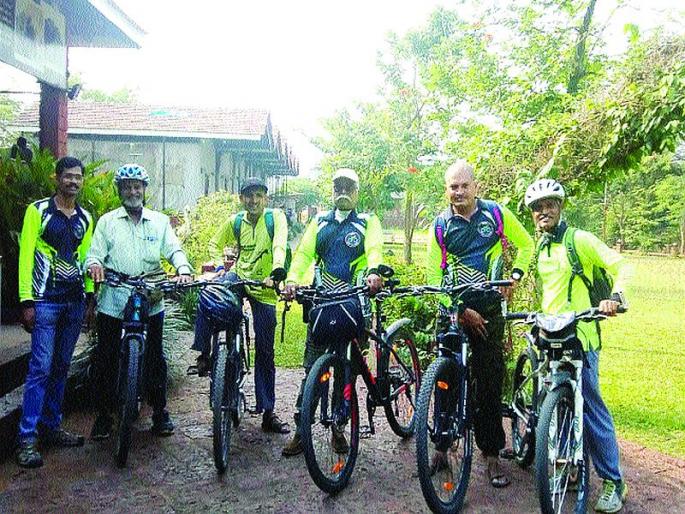 'Cycle katta' painted in Karjat; Travel from Dombivli to Goa Mamata Pardesi | कर्जतमध्ये रंगला ‘सायकल कट्टा’; डोंबिवली ते गोवा ममता परदेशी यांचा प्रवास 'Cycle katta' painted in Karjat; Travel from Dombivli to Goa Mamata Pardesi | कर्जतमध्ये रंगला ‘सायकल कट्टा’; डोंबिवली ते गोवा ममता परदेशी यांचा प्रवास