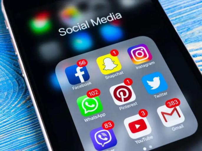 Social media restrictions now 48 hours before voting? PIL in Mumbai HC | आता मतदानाच्या 48 तास अगोदर सोशल मीडियावर निर्बंध? Social media restrictions now 48 hours before voting? PIL in Mumbai HC | आता मतदानाच्या 48 तास अगोदर सोशल मीडियावर निर्बंध?