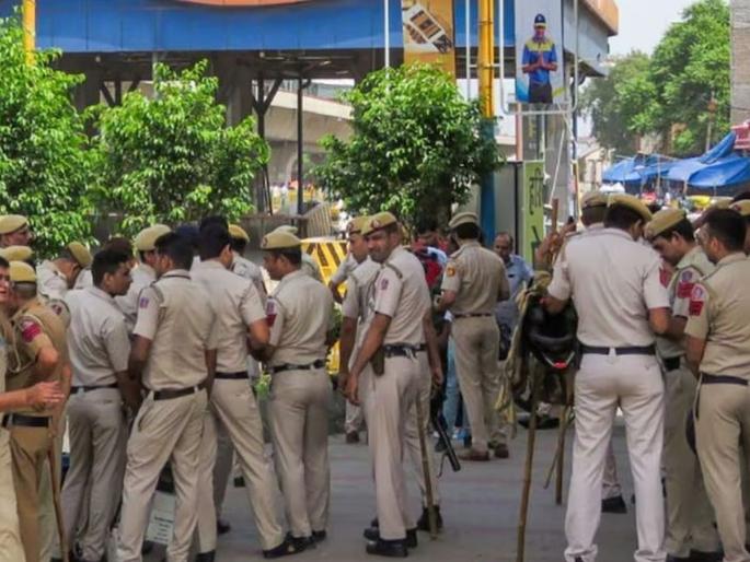 Encounter of two accused in Mewat nuh violence; Shot in the leg during police action | मेवात हिंसाचारातील दोन आरोपींचे एन्काऊंटर; पोलिसांच्या कारवाईत पायाला लागली गोळी Encounter of two accused in Mewat nuh violence; Shot in the leg during police action | मेवात हिंसाचारातील दोन आरोपींचे एन्काऊंटर; पोलिसांच्या कारवाईत पायाला लागली गोळी