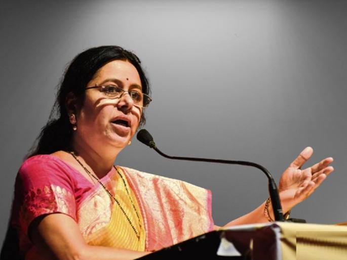 What does Manusmriti have to do with Brahmins today? Stop criticizing unnecessarily: Medha Kulkarni | मनुस्मृतीचा आताच्या ब्राह्मणांशी काय संबंध? विनाकारण टीका करणे थांबवा: मेधा कुलकर्णी What does Manusmriti have to do with Brahmins today? Stop criticizing unnecessarily: Medha Kulkarni | मनुस्मृतीचा आताच्या ब्राह्मणांशी काय संबंध? विनाकारण टीका करणे थांबवा: मेधा कुलकर्णी