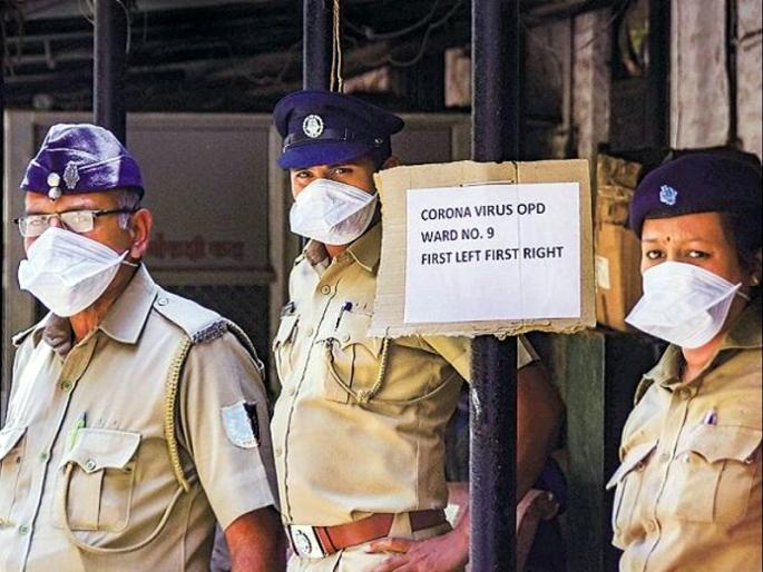 Great salute; 30 officers of Solapur Grameen and 296 officers defeated Kerona | ग्रेट सॅल्युट; सोलापूर ग्रामीणच्या ३० अधिकारी अन् २९६ अंमलदारांनी केली काेरोनावर मात Great salute; 30 officers of Solapur Grameen and 296 officers defeated Kerona | ग्रेट सॅल्युट; सोलापूर ग्रामीणच्या ३० अधिकारी अन् २९६ अंमलदारांनी केली काेरोनावर मात