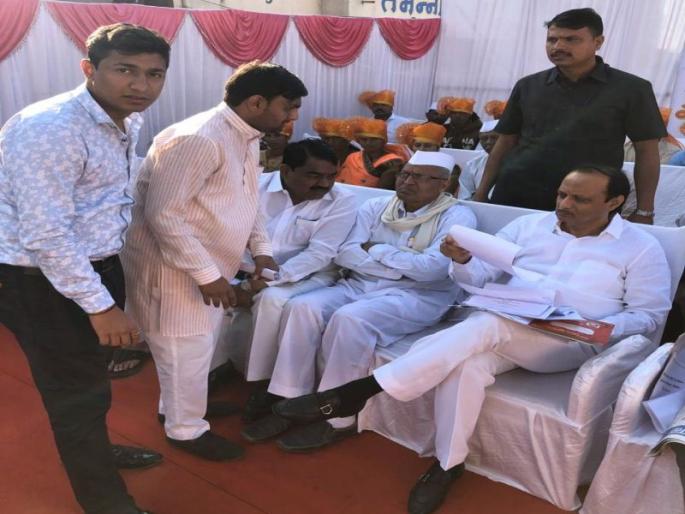 Deputy Chief Minister Receives for Government Medical College | नाशकातील शासकीय वैद्यकीय महाविद्यालयासाठी उपमुख्यमंत्र्यांना साकडे Deputy Chief Minister Receives for Government Medical College | नाशकातील शासकीय वैद्यकीय महाविद्यालयासाठी उपमुख्यमंत्र्यांना साकडे