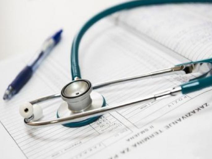 Delay in first year medical course, students, parents worried | ‘वैद्यकीय’च्या पहिल्या वर्षीच्या अभ्यासक्रमाला दिरंगाईचे ‘सलाईन’; विद्यार्थी, पालक त्रस्त 